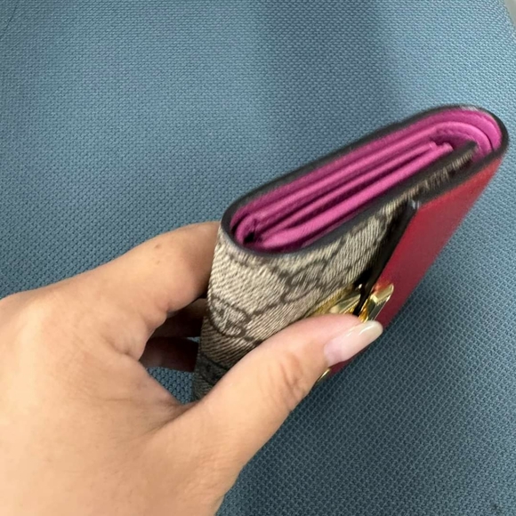 100% Authentic Gucci Padlock Leather Wallet - Picture 9 of 14